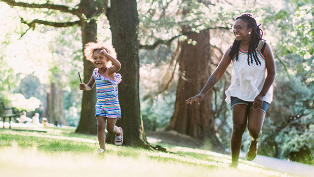 Mother-child-playing-park_68262067_2col.jpg